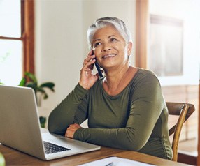 Woman talking on the phone