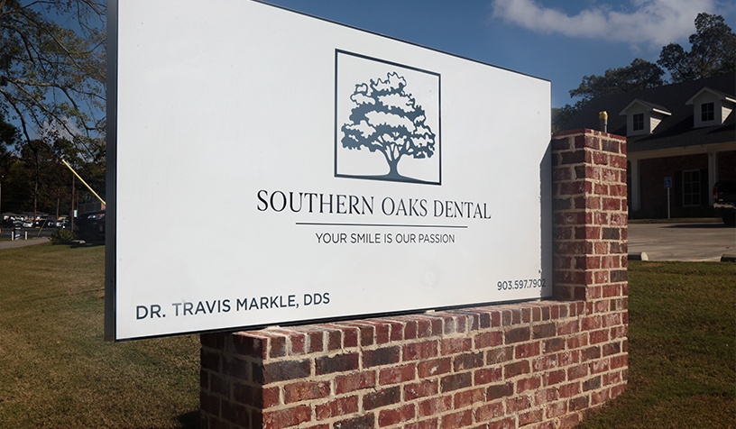 Southern Oaks Dental office sign