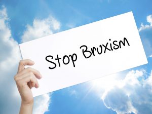 Bruxism and dental implants risks